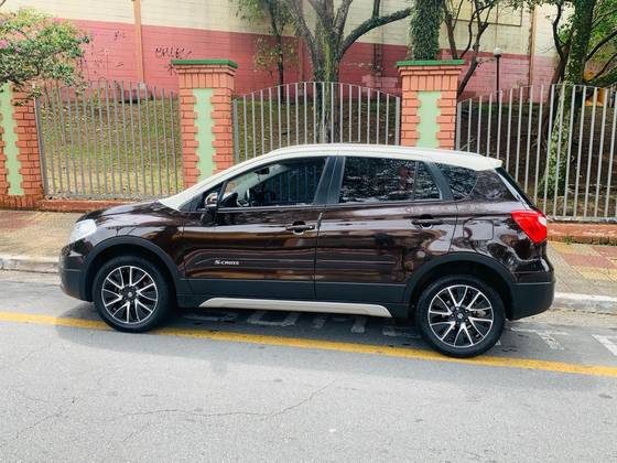 SUZUKI S-CROSS 1.6 16V VVT GASOLINA GLS 4P 4X4 AUTOMÁTICO